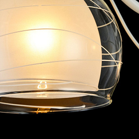 Люстра потолочная Freya Nikki FR5052-CL-03-W